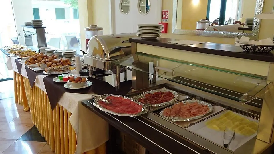 Hotel Misano Misano Adriatico 3*,