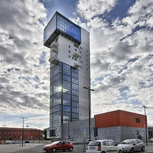 Htm Venice By Halldis Apartament
